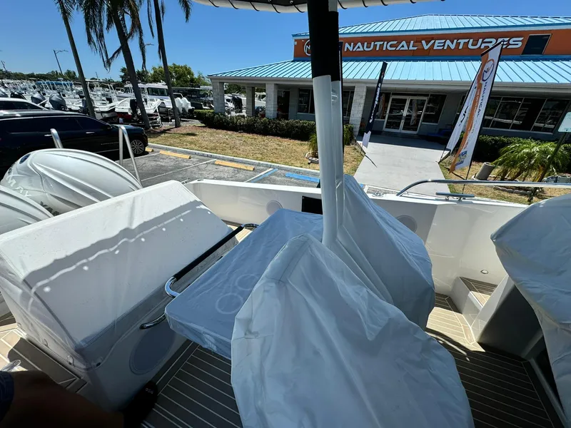 Slide: The Image of 2024 Windy SR28 CC boat at Nautical Ventures dealership. - 23