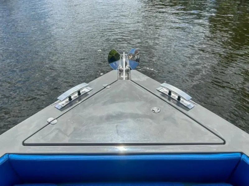 Slide: The Image of Bow view of 2023 De Antonio Yachts D42 Open on water. - 7