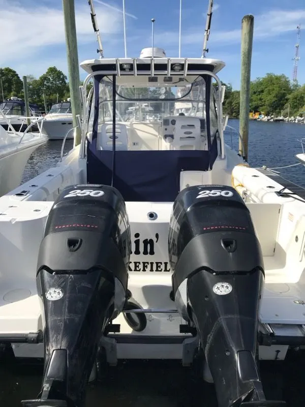 Slide: The Image of Boston Whaler 305 Conquest 2006 - 5