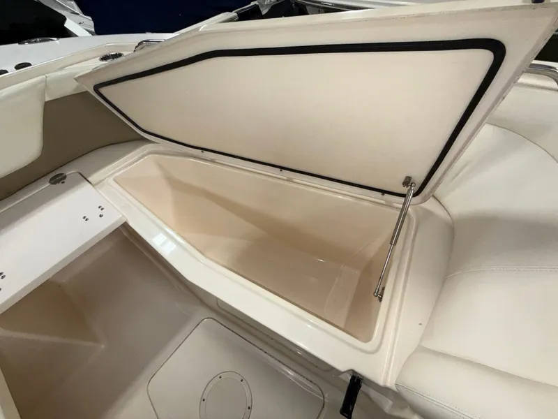 Slide: The Image of Grady-White Freedom 335 2013 - 8