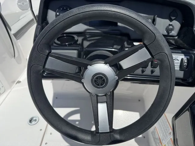 Slide: The Image of Yamaha SX190 2025 - 20