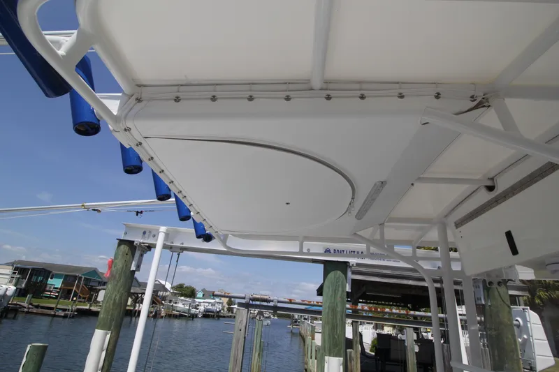 Slide: The Image of 2007 Fountain 34 Sportfish CC boat sink with faucet and drain detail. - 19