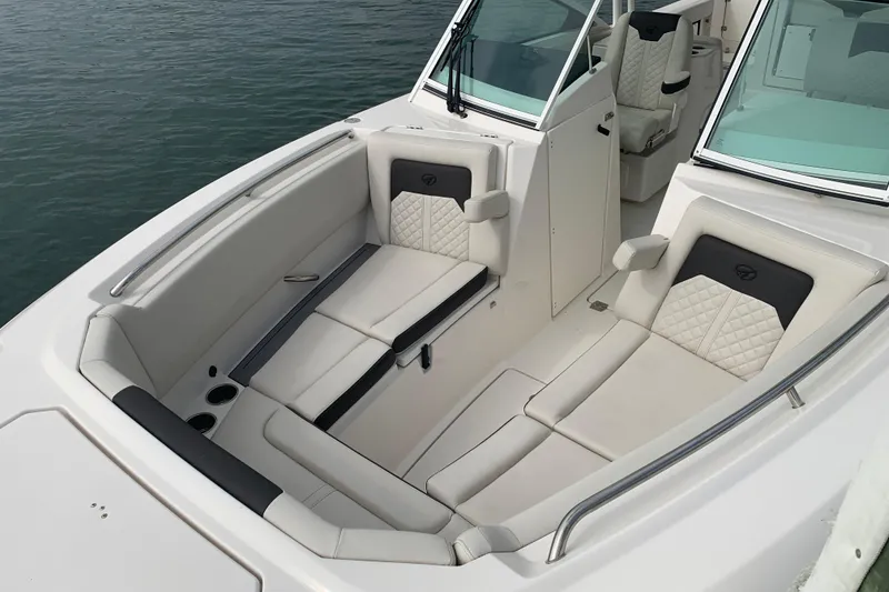 Slide: The Image of 2023 Sailfish 276 DC boat interior with luxurious seating and modern design. - 32