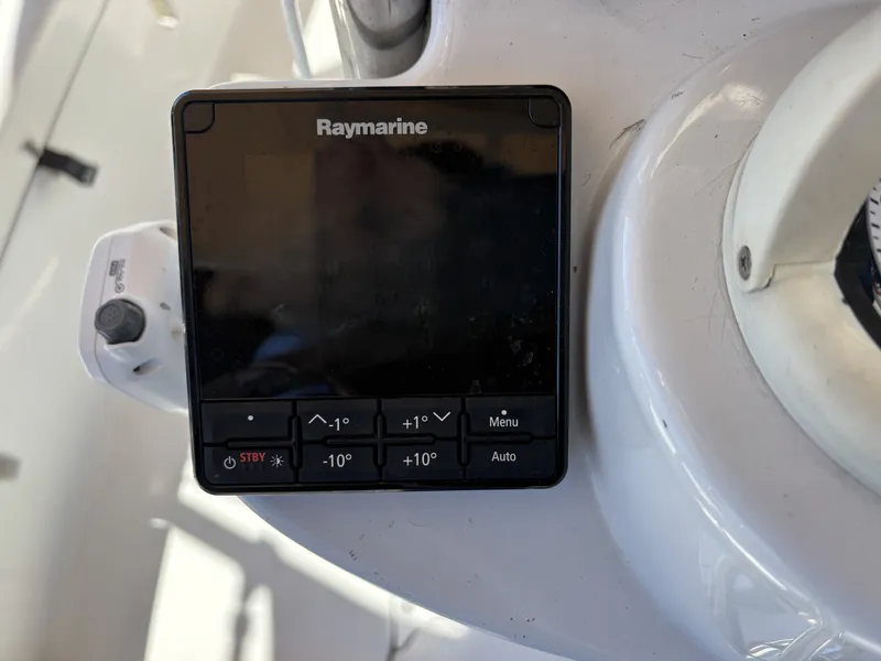 Slide: The Image of Raymarine control panel on 2016 Marlow-Hunter 37 yacht. - 31