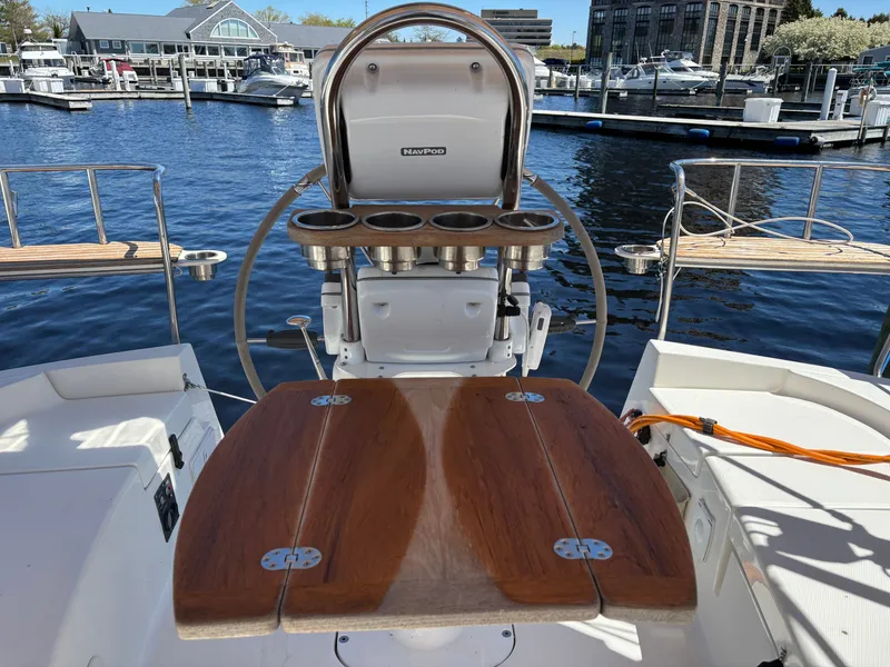 Slide: The Image of Cockpit of a 2016 Marlow-Hunter 37 sailboat in the harbor. - 34