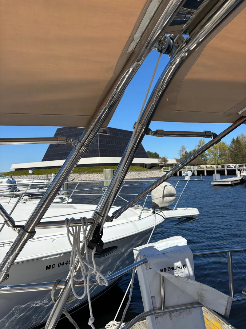 Slide: The Image of Marlow-Hunter 37 sailboat in harbor, 2016 model. - 41
