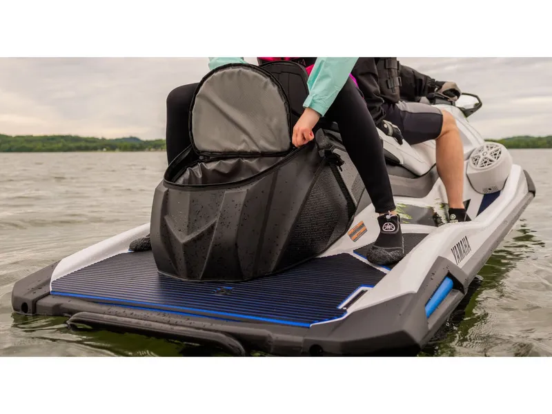 Slide: The Image of Yamaha VX Deluxe with Audio 2026 - 8