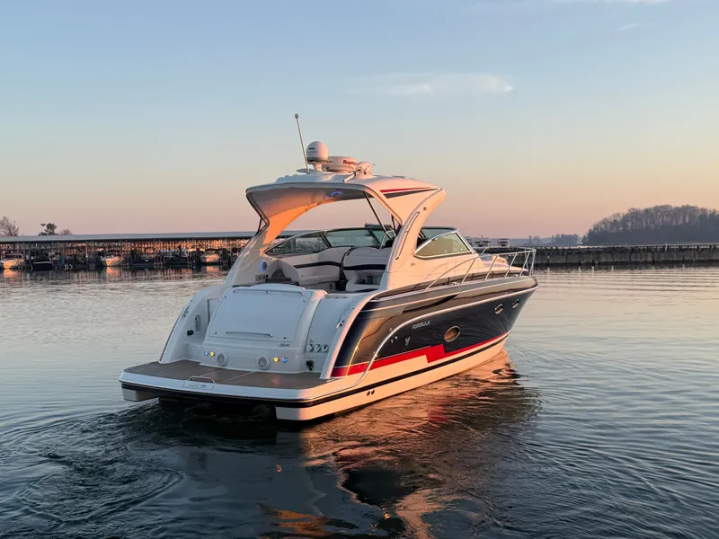 Slide: The Image of Formula 37 Performance Cruiser 2015 - 16