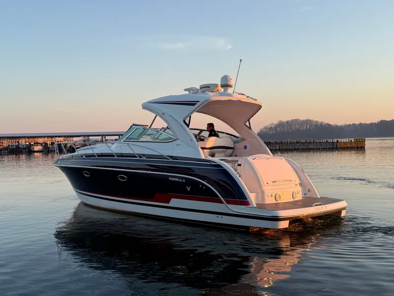 Slide: The Image of Formula 37 Performance Cruiser 2015 - 20