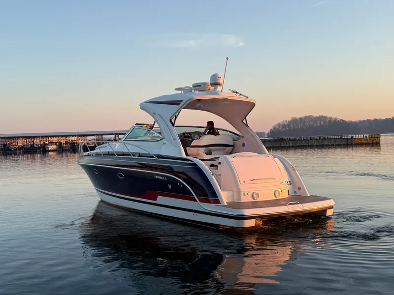 Slide: The Image of Formula 37 Performance Cruiser 2015 - 21