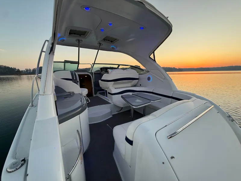 Slide: The Image of Formula 37 Performance Cruiser 2015 - 32