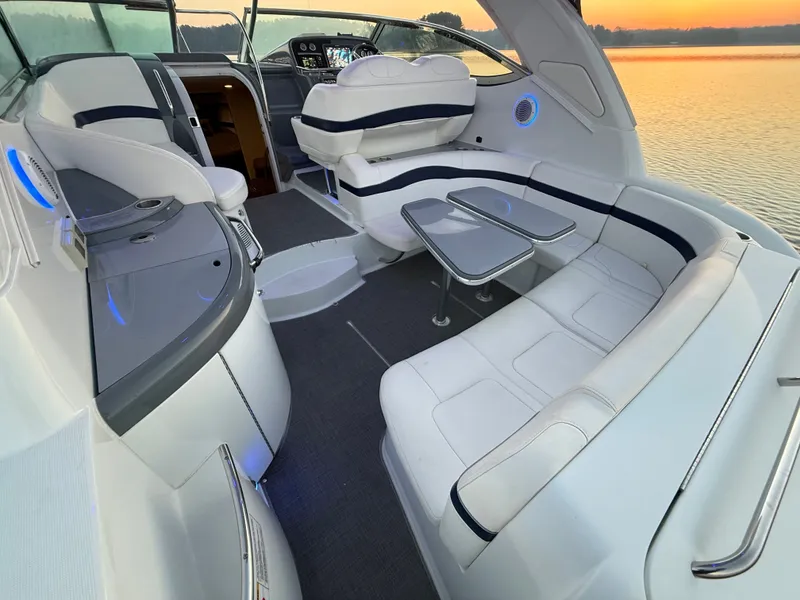 Slide: The Image of Formula 37 Performance Cruiser 2015 - 33