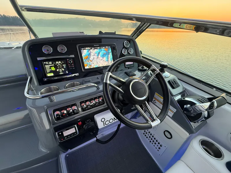 Slide: The Image of Formula 37 Performance Cruiser 2015 - 45