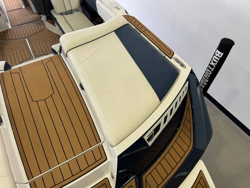 Slide: The Image of Nautique Super Air Nautique 230 2019 - 11