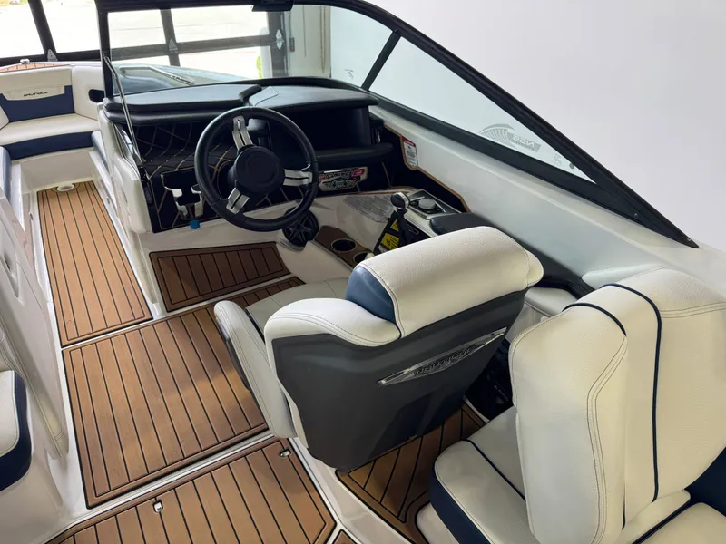 Slide: The Image of Nautique Super Air Nautique 230 2019 - 24