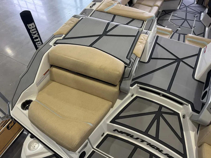 Slide: The Image of Nautique Super Air Nautique 23 Paragon 2025 - 12