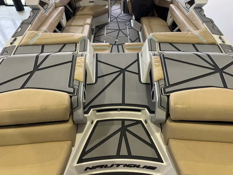 Slide: The Image of Nautique Super Air Nautique G23 Paragon 2025 - 10