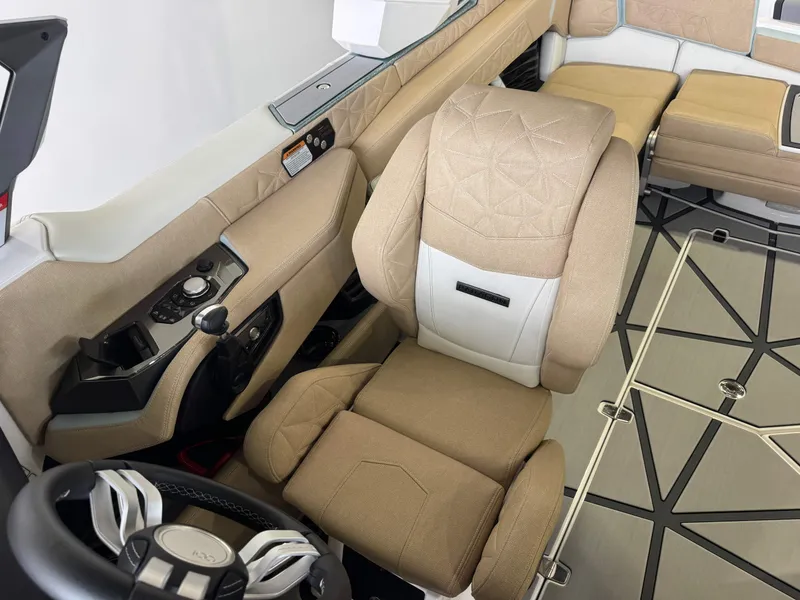 Slide: The Image of Nautique Super Air Nautique G23 Paragon 2025 - 24