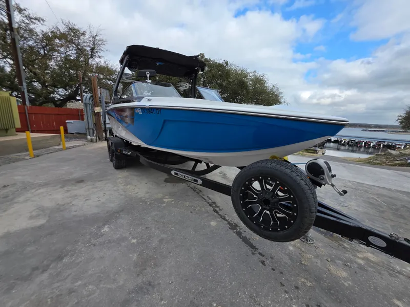 Slide: The Image of Tig Z3 2017 - 14