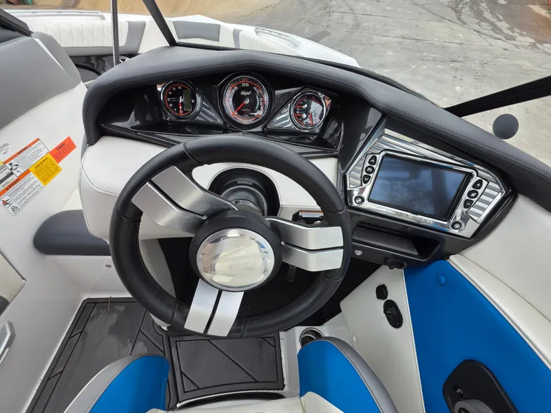 Slide: The Image of Tig Z3 2017 - 28