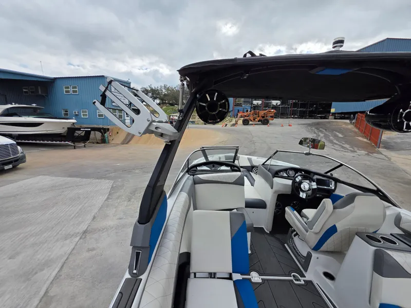 Slide: The Image of Tig Z3 2017 - 32