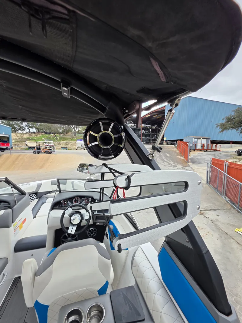 Slide: The Image of Tig Z3 2017 - 6