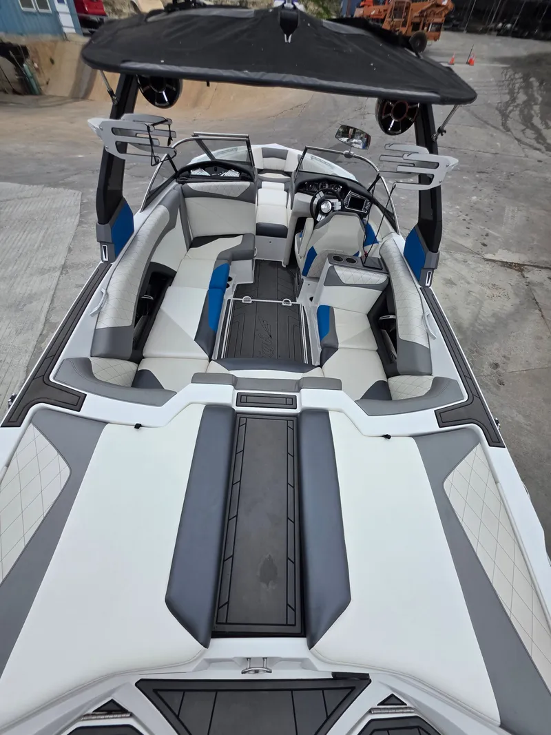 Slide: The Image of Tig Z3 2017 - 7