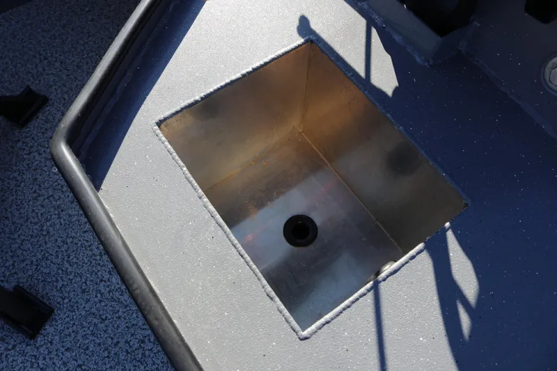 Slide: The Image of Alumaweld Super Vee 20 (2026) boat interior with a metal compartment. - 10