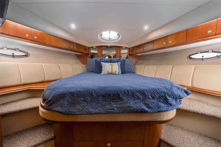 Slide: The Image of 2001 Cruisers 4450 - Image 18 - 18