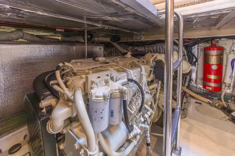 Slide: The Image of 2001 Cruisers 4450 - Image 33 - 33