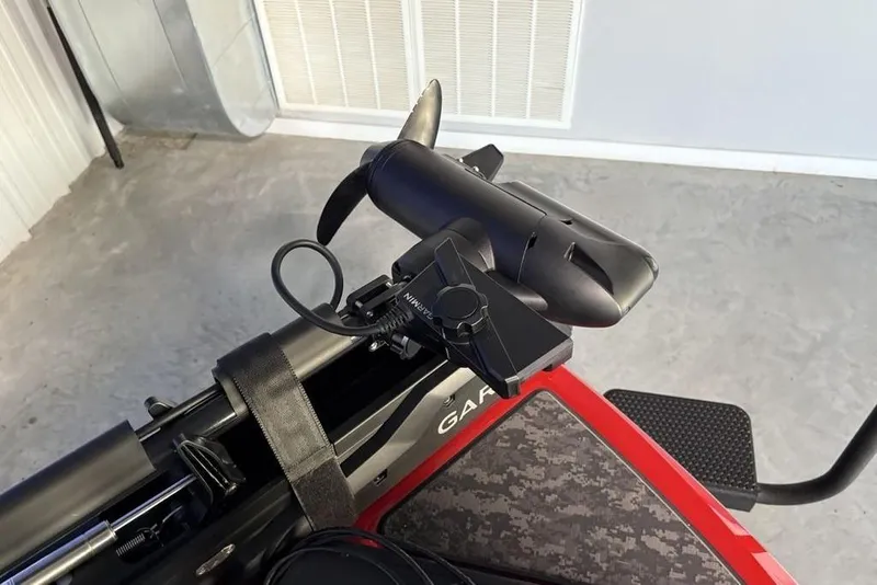 Slide: The Image of Trolling motor on 2026 Nitro Z19 XL Pro boat, featuring Garmin technology. - 3