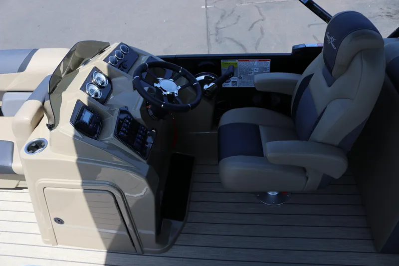 Slide: The Image of Captain's helm of 2025 SunChaser Geneva Sport 23 LR PSB pontoon boat. - 15