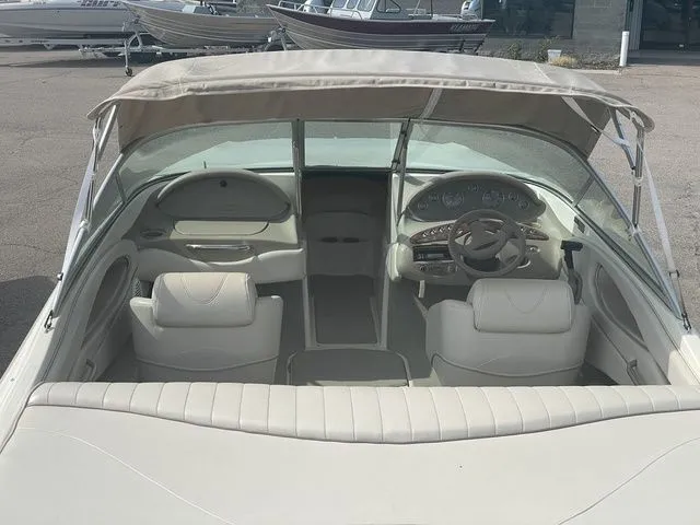 Slide: The Image of Maxum 19 2000 - 5