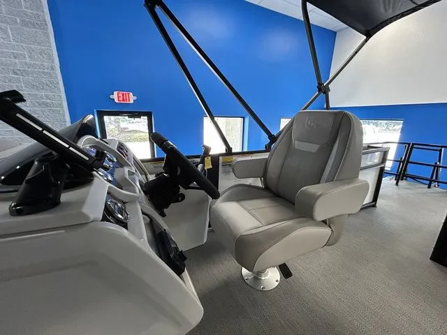 Slide: The Image of Godfrey Xperience 2286 SFLX 27" Impact Center Tube Package 2026 - 12