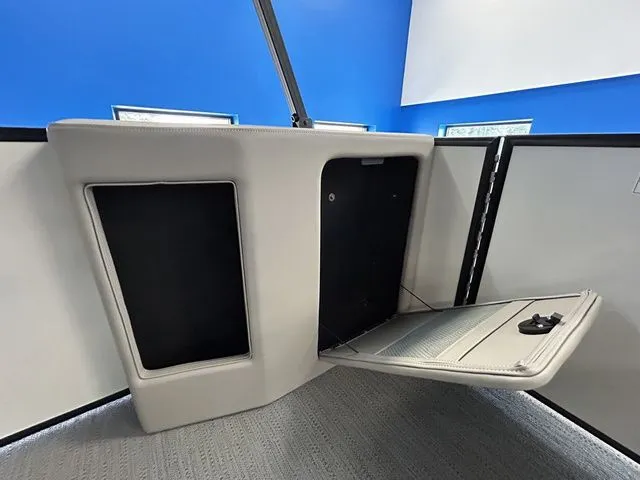 Slide: The Image of Godfrey Xperience 2286 SFLX 27" Impact Center Tube Package 2026 - 23