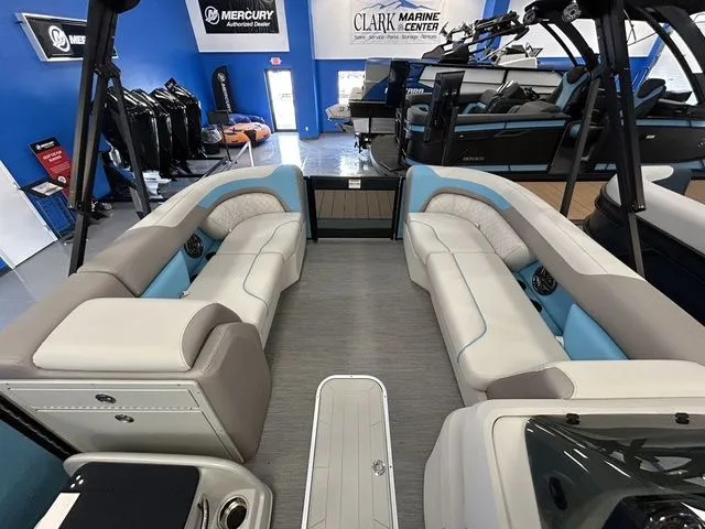 Slide: The Image of Godfrey Sweetwater 2286 SFLC 27" Impact Center Tube Packag 2026 - 3