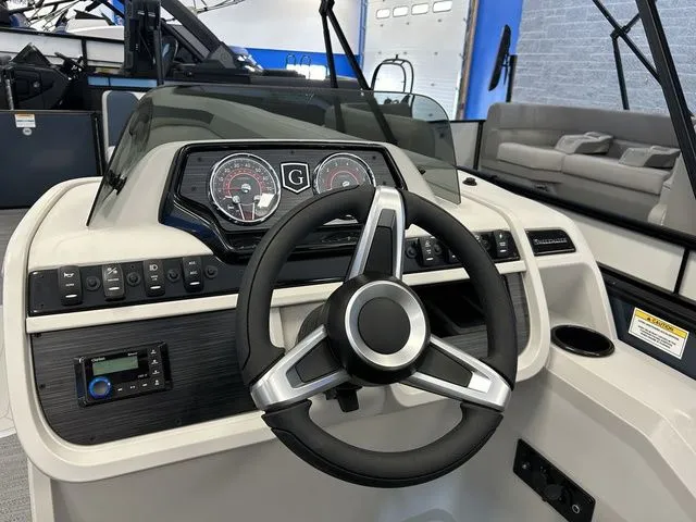 Slide: The Image of Godfrey Sweetwater 2286 CPSE 27" Impact Center Tube Packag 2026 - 16