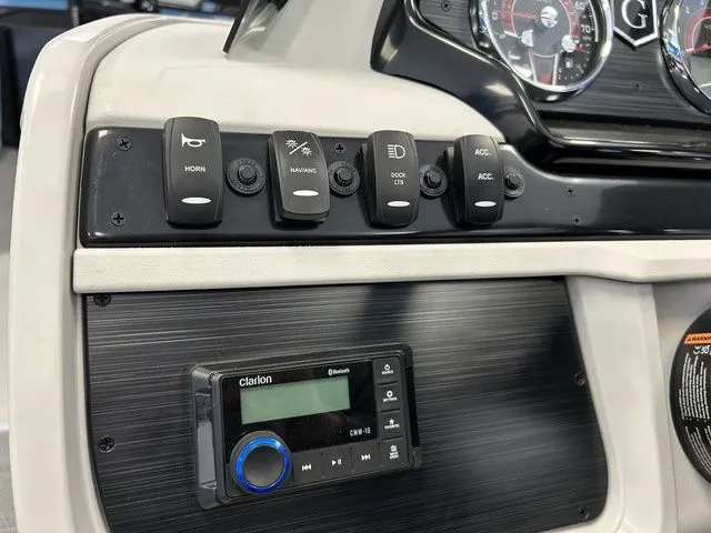 Slide: The Image of Godfrey Sweetwater 2286 CPSE 27" Impact Center Tube Packag 2026 - 18