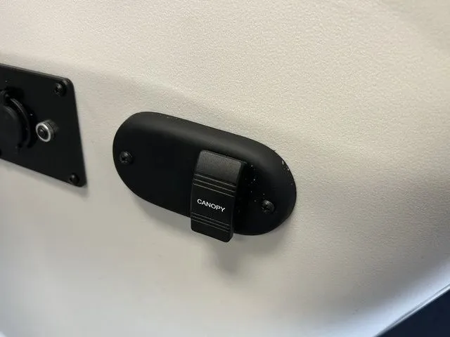 Slide: The Image of Godfrey Sweetwater 2286 CPSE 27" Impact Center Tube Packag 2026 - 22