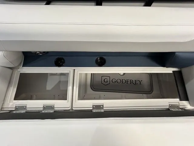 Slide: The Image of Godfrey Sweetwater 2286 CPSE 27" Impact Center Tube Packag 2026 - 8