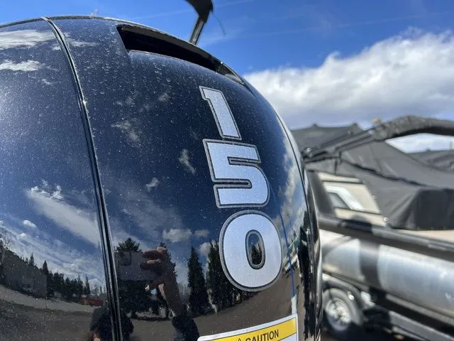 Slide: The Image of Godfrey Sweetwater 2286 FS 27" iMPACT Center Tube Package 2026 - 33