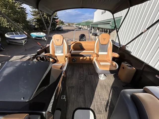 Slide: The Image of Viaggio By Misty Harbor Diamante S D26S 2023 - 12