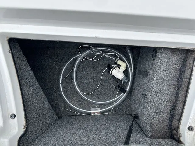 Slide: The Image of Tigé R20 2011 - 14