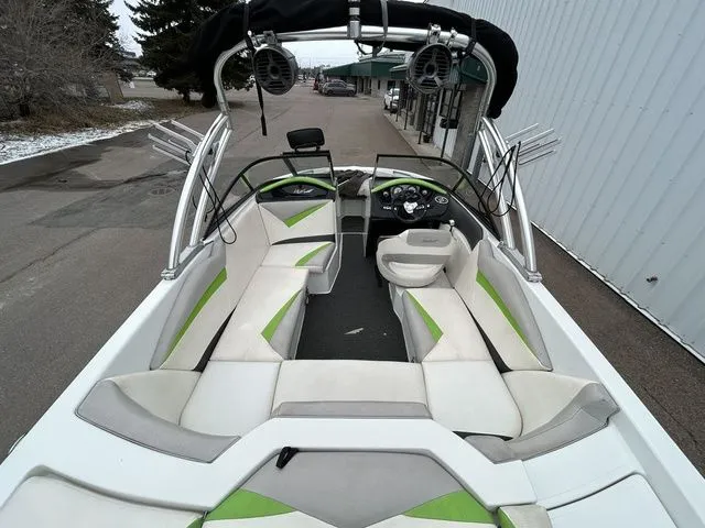 Slide: The Image of Tigé R20 2011 - 9