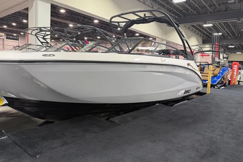 The Image of Yamaha 252S 2026 - undefined