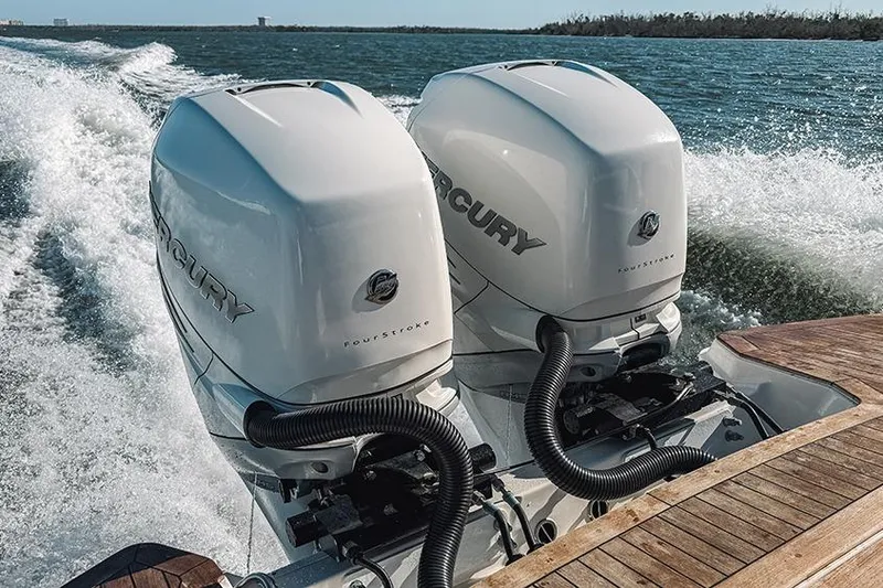 Slide: The Image of Twin outboard engines - 35