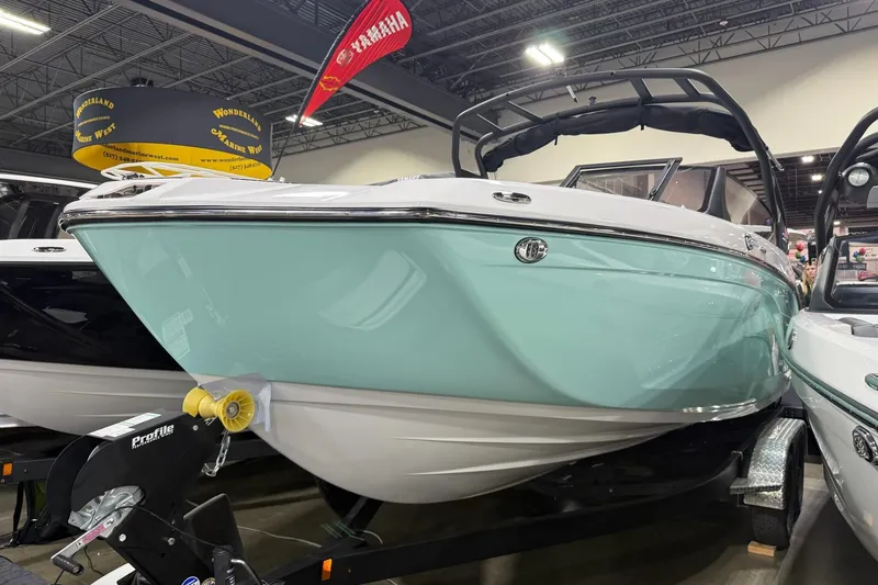 The Image of Yamaha 222S 2026 - undefined