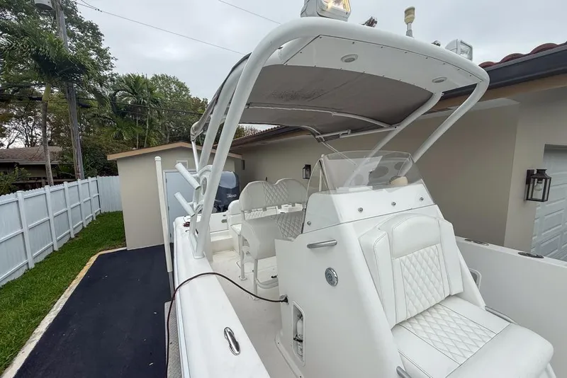 Slide: The Image of Yamaha outboard motor, Concept 27 model, 2015, with a rake in the background. - 54