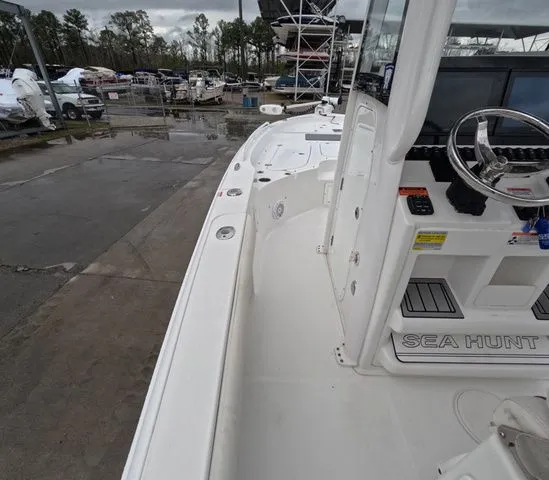 Slide: The Image of Sea Hunt BX 25 FS 2021 - 25