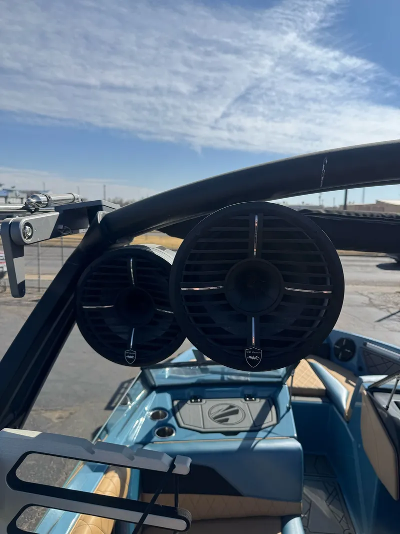 Slide: The Image of Tigé Z1 2022 - 19